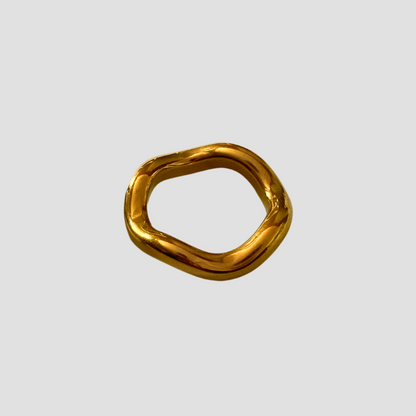 18k Gold Wavy Band Ring - GRISÉ NYC 1