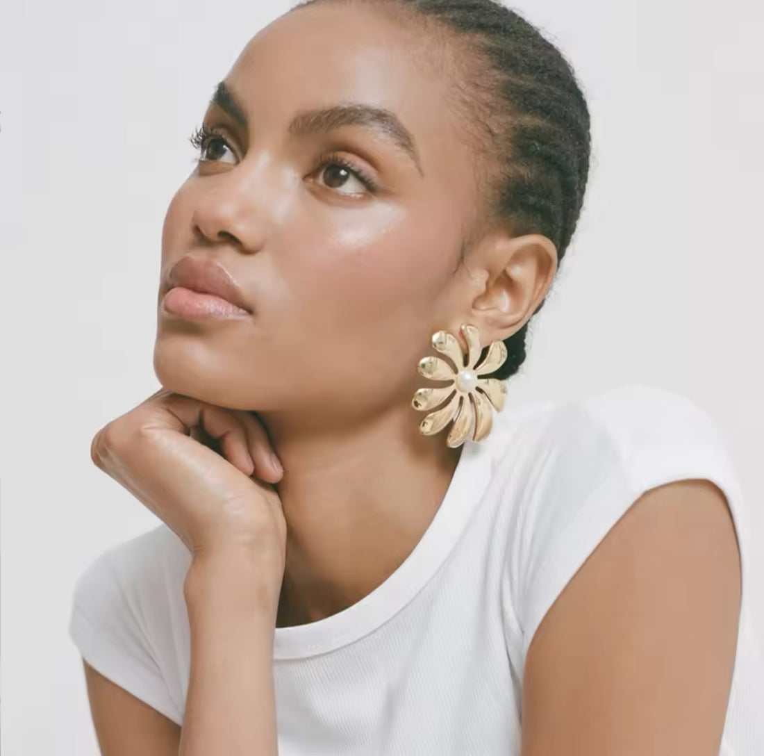 Metal Flower Pearl 18k Gold Earrings - Premium Earrings from GRISE NYC - Just $54! Shop now at GRISÉ NYC