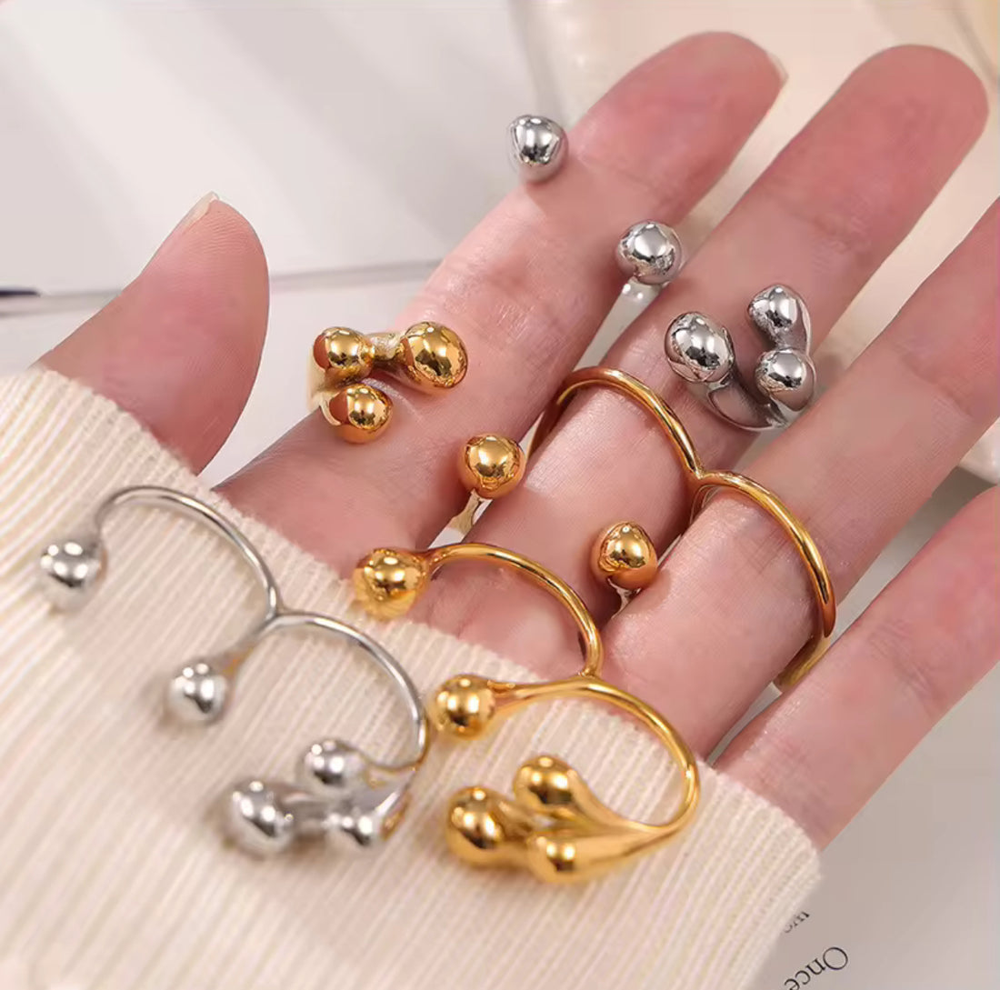 Double Finger Molecule Ring - Premium Rings from GRISE NYC - Just $56! Shop now at GRISÉ NYC