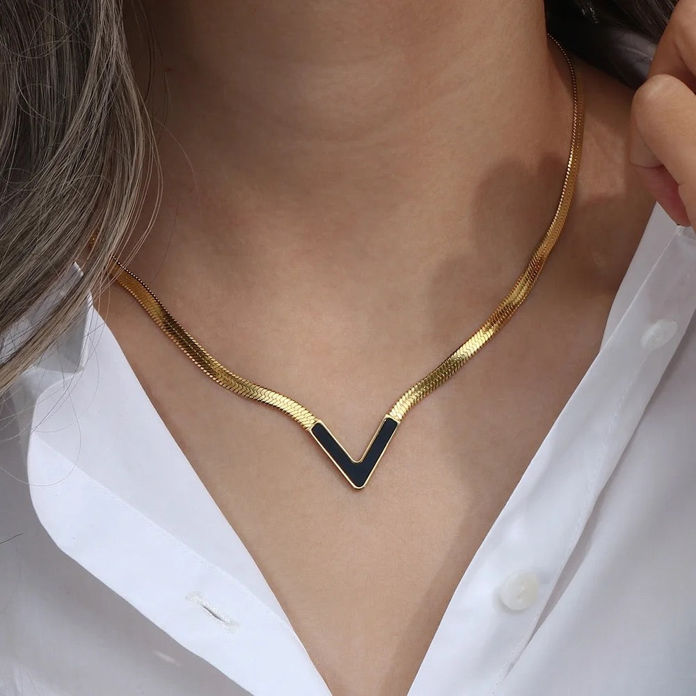 Black V 18k Gold Snake Necklace