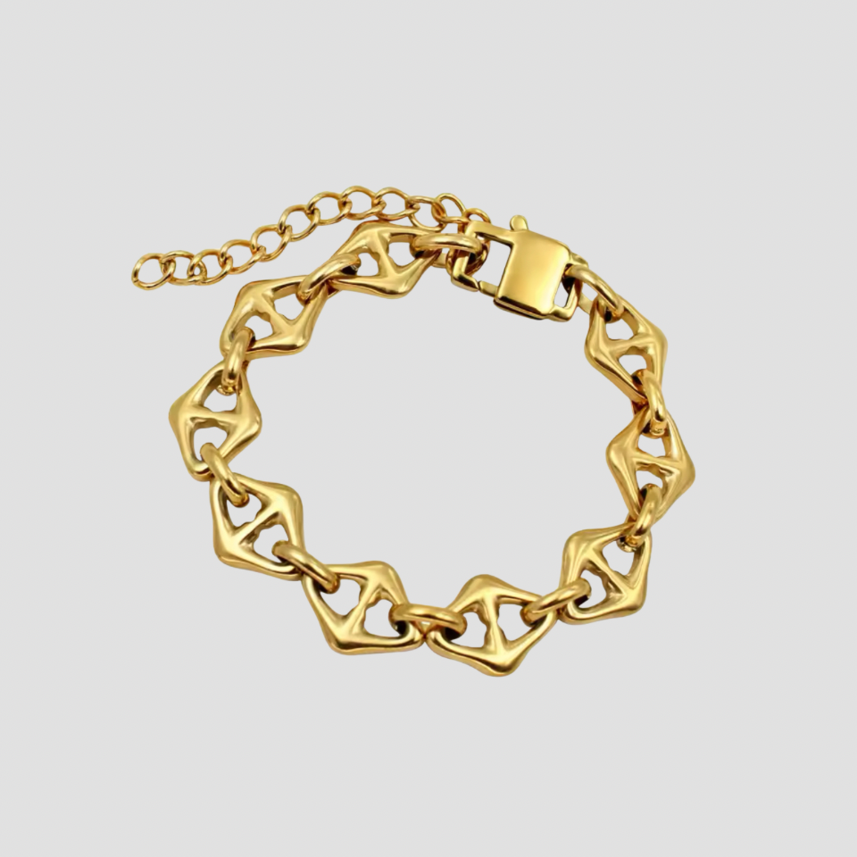 Triangle Mariner 18k Gold Bracelet - Premium Bracelets from GRISE NYC - Just $58! Shop now at GRISÉ NYC