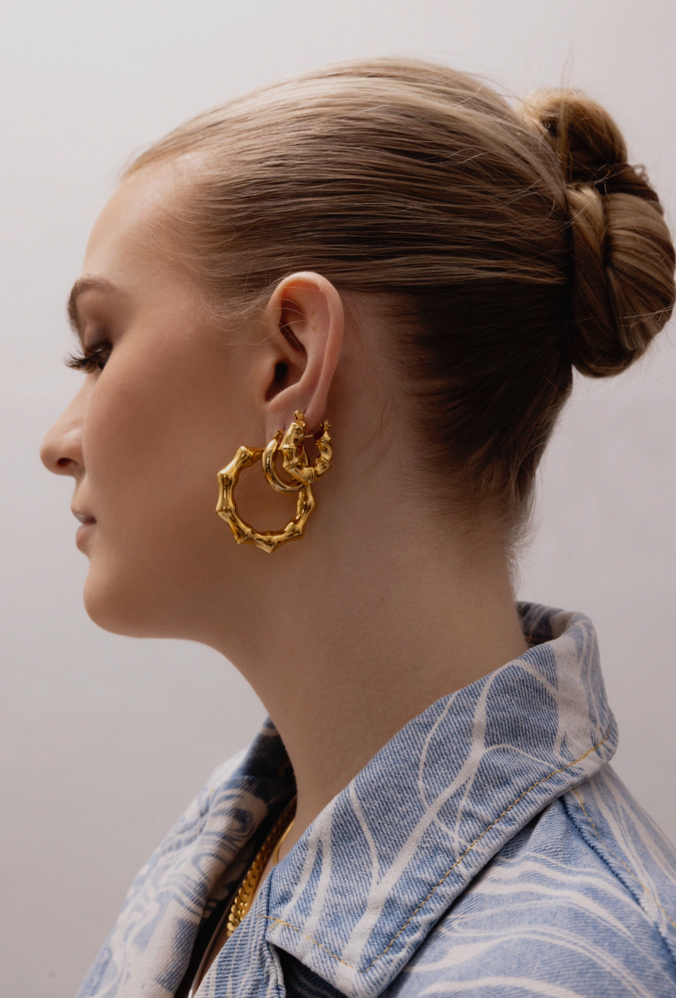 Bamboo 18k Gold Hoop Earrings - GRISÉ NYC 4