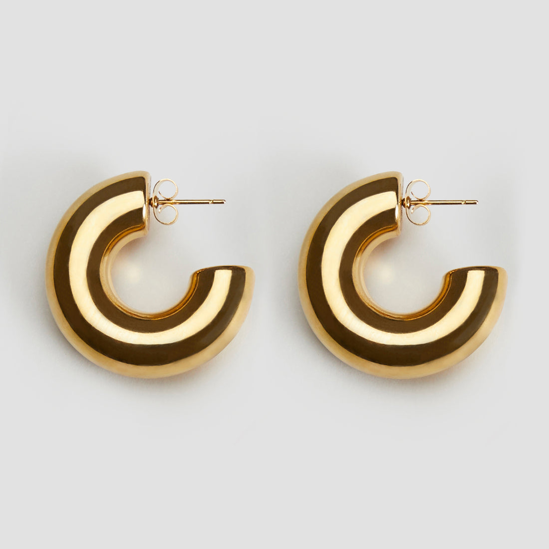 Midi Bold 18k Gold Plated Hoop Earrings - GRISÉ NYC 1