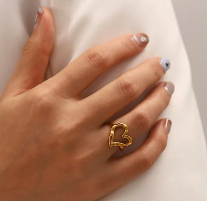 Heart 18k Gold Ring - GRISÉ NYC 4