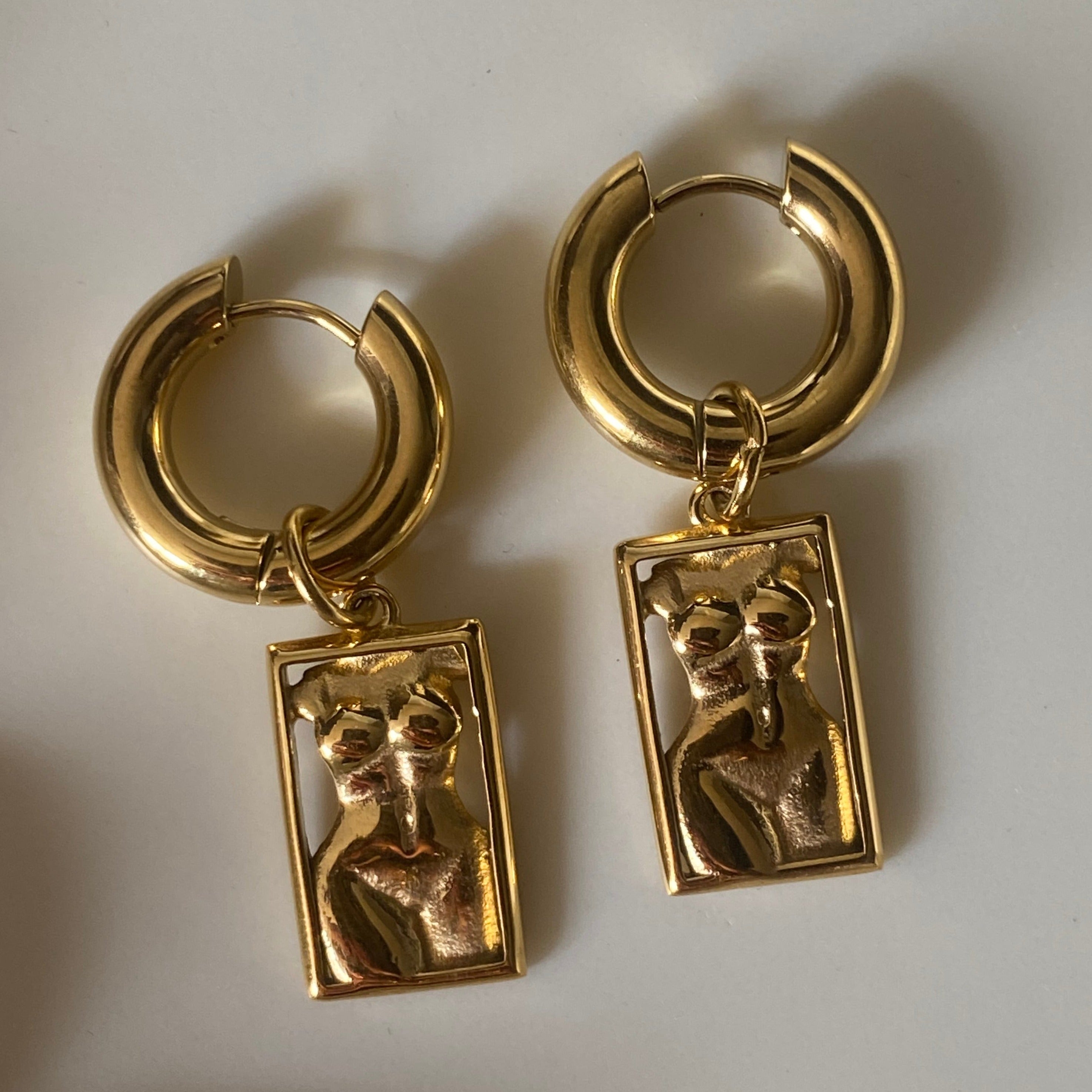 Cuerpo Dangle Earrings - GRISÉ NYC 3