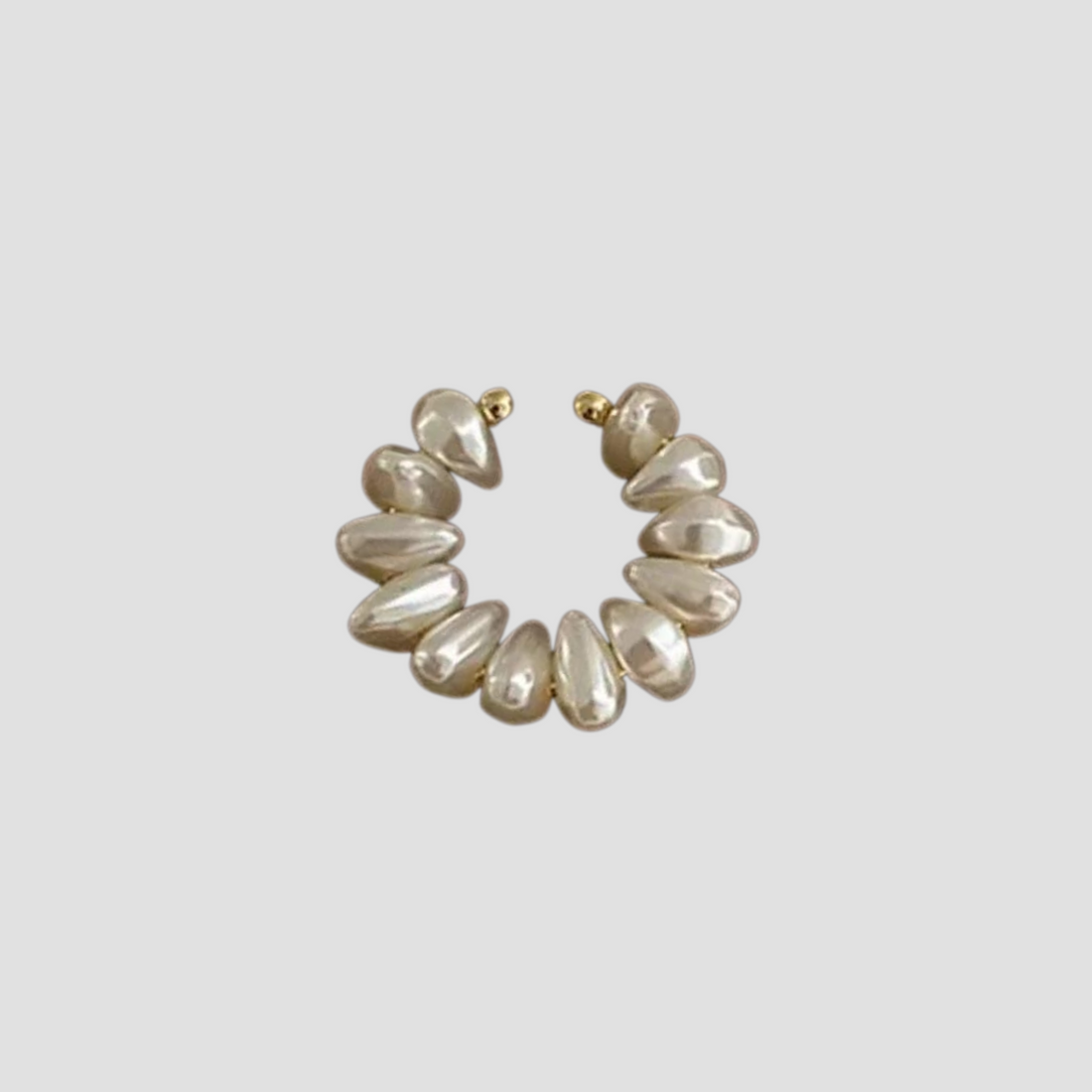 Freshwater Pearl Single Ear Cuff - GRISÉ NYC 1