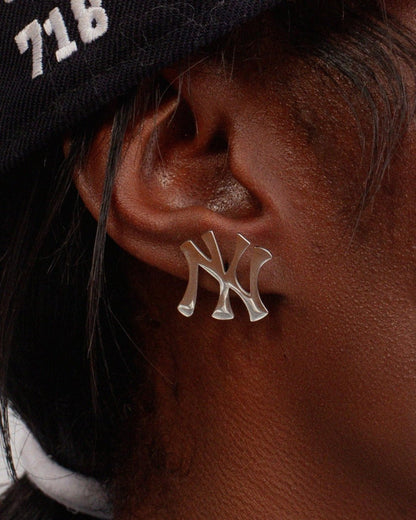 New York Yankees Steel Stud Earrings - GRISÉ NYC 1