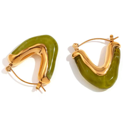 Olive Resin V-Shape 18k Gold Earrings