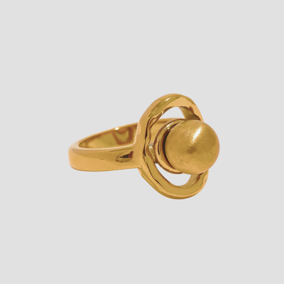 Saturn 18k Gold Ring | GRISÉ NYC 