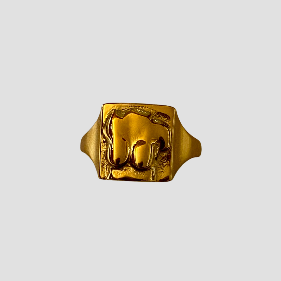 Tetas 18k Gold Ring - Premium Rings from GRISE NYC - Just $58! Shop now at GRISÉ NYC