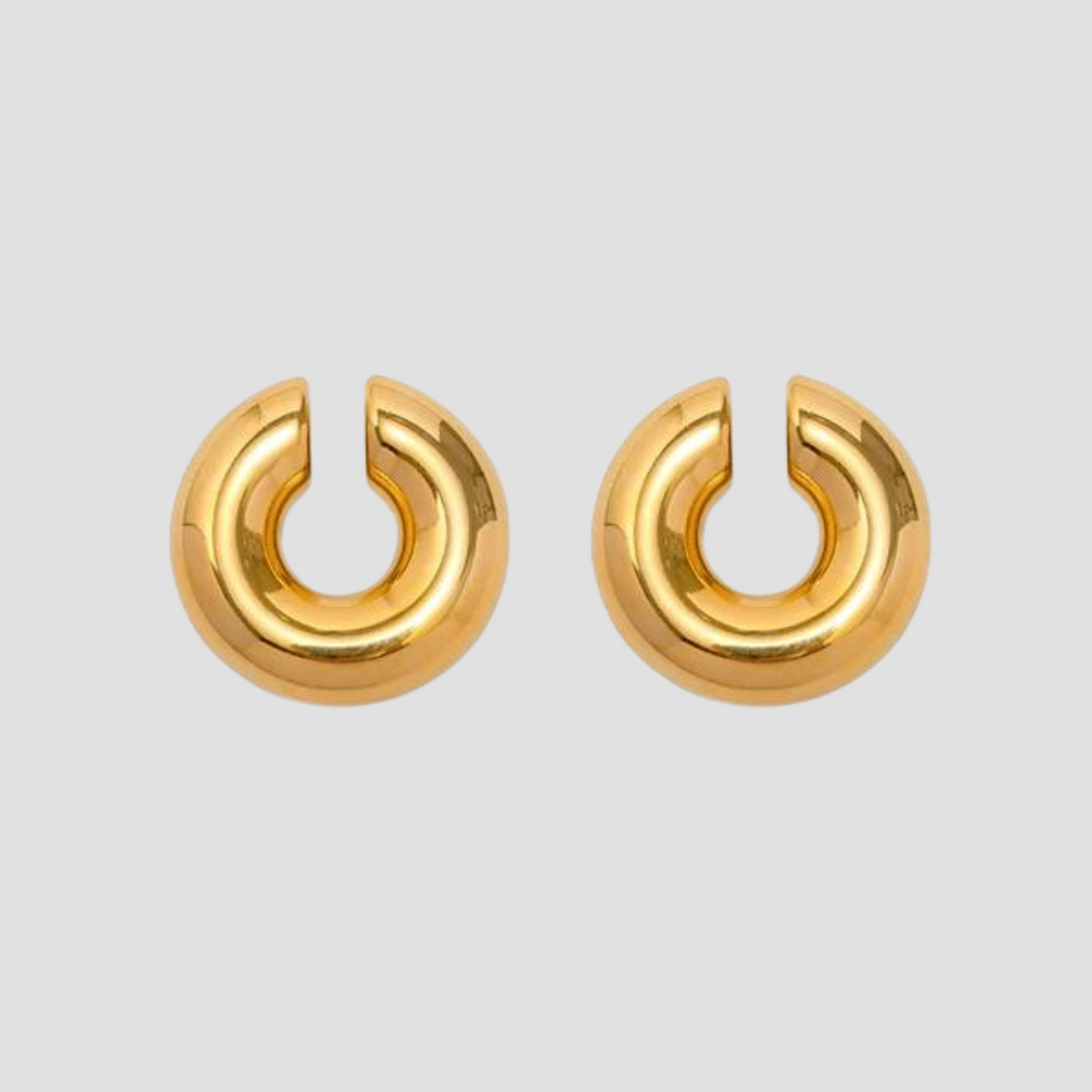 Chunky 18k Gold Ear Cuff