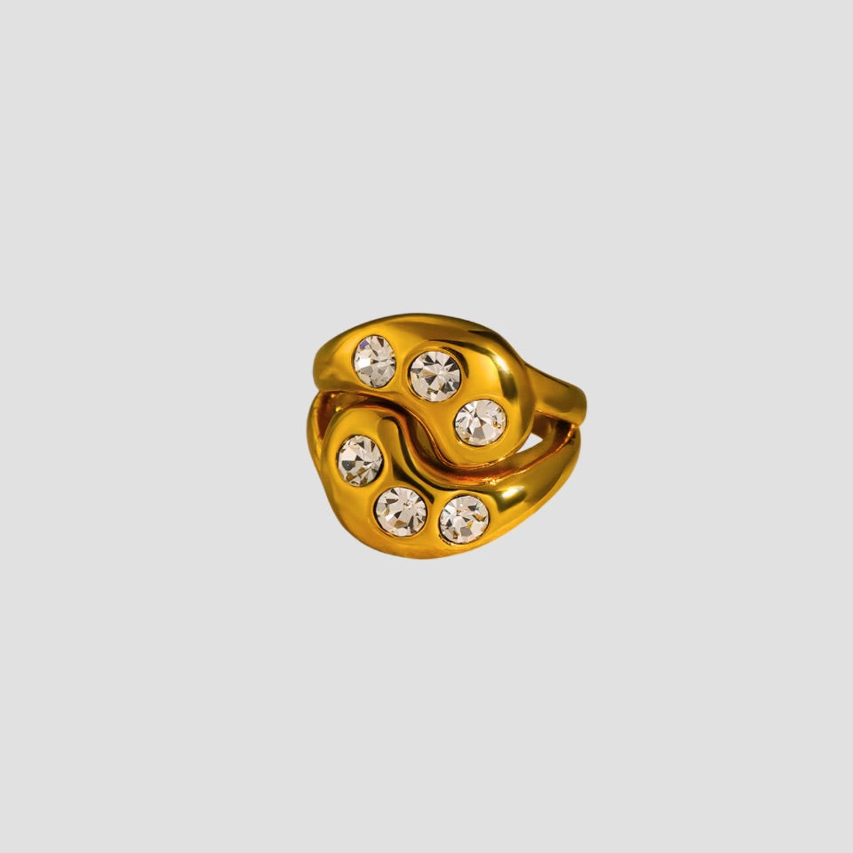 Ying Yang Gemstone 18k Gold Ring